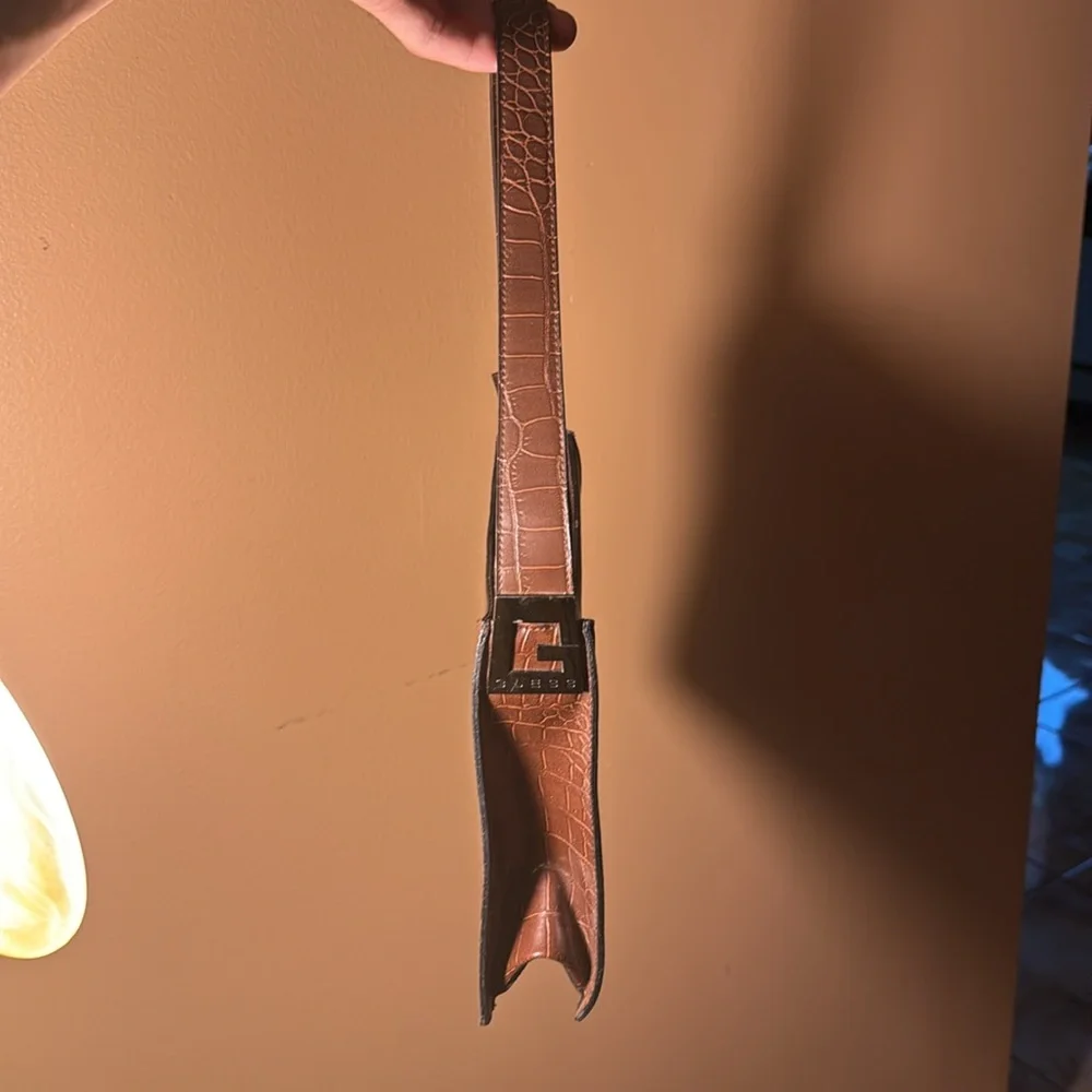 Brown G By Guess Alligator Leather Purse - Picture 5 of 8